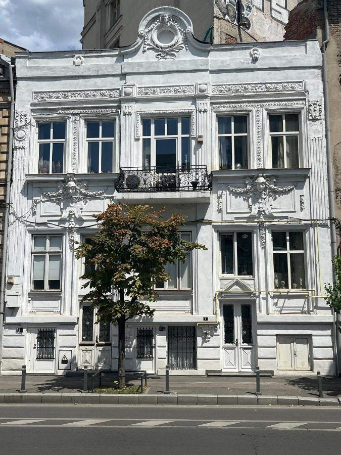 Old Town Napoleon Crib Apartment Bucharest Luaran gambar